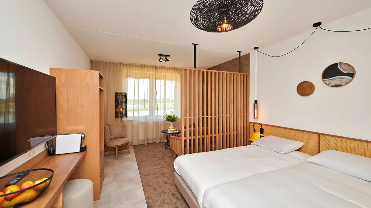 Lake View hotelkamer 2p in Limburg