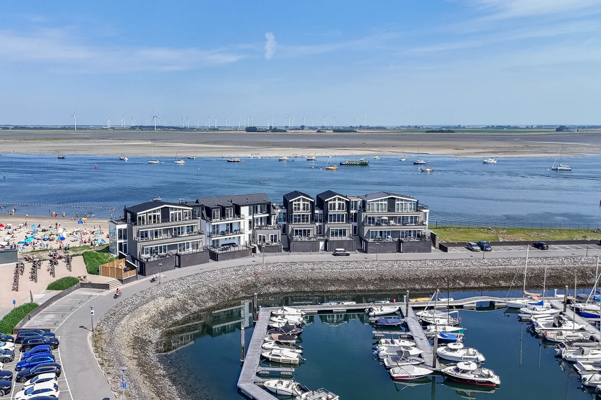 Lux apVM LagunaB-Havenw 8-32 S-Annaland