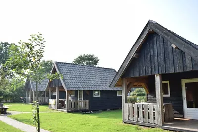 Houtlodge (18 personen)